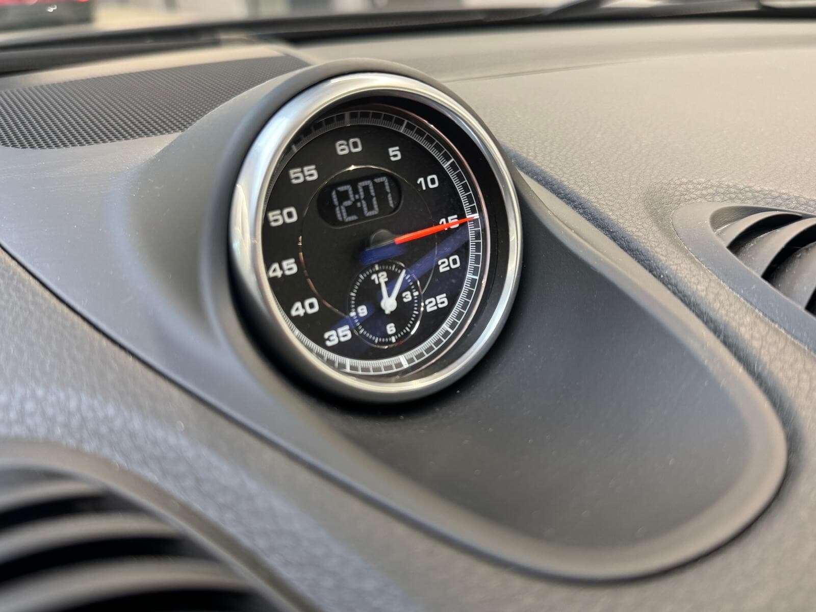 Porsche 718 Cayman