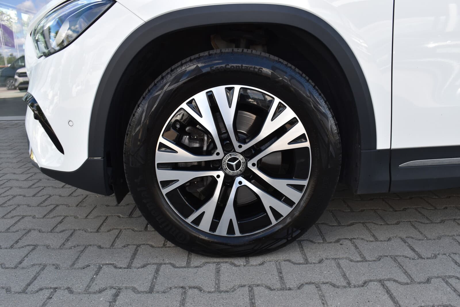 Mercedes-Benz GLA 220