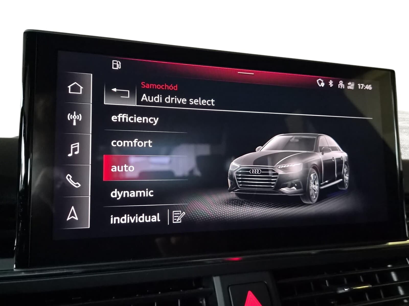 Audi A4 Limousine