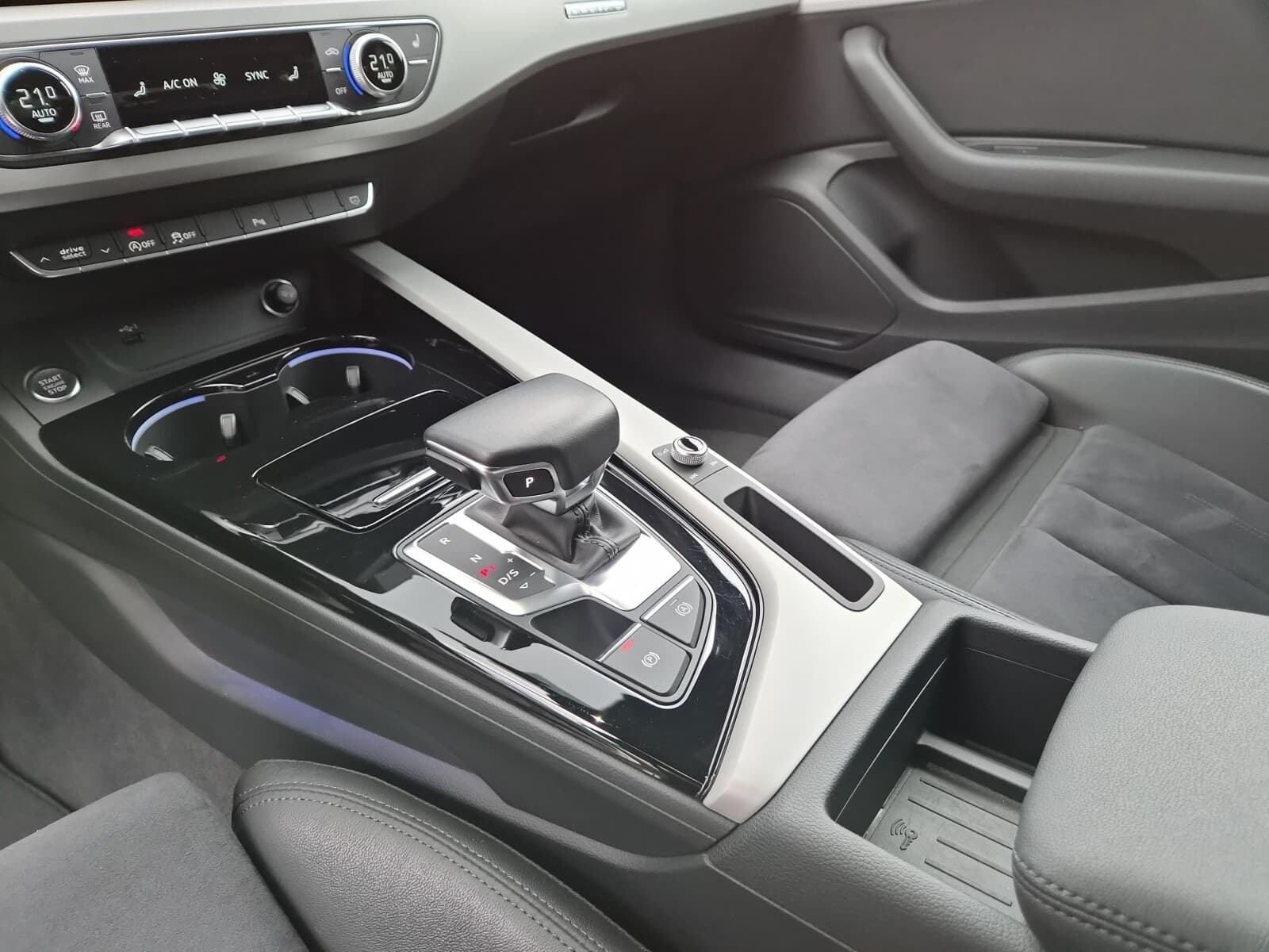 Audi A4 Limousine
