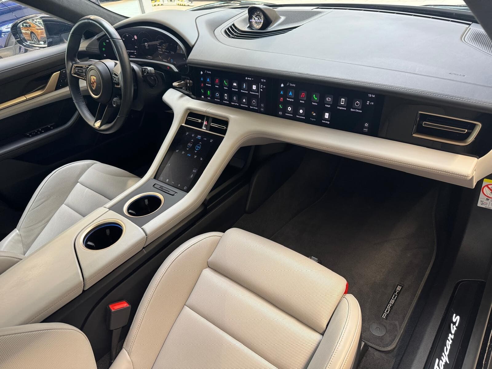 Porsche Taycan