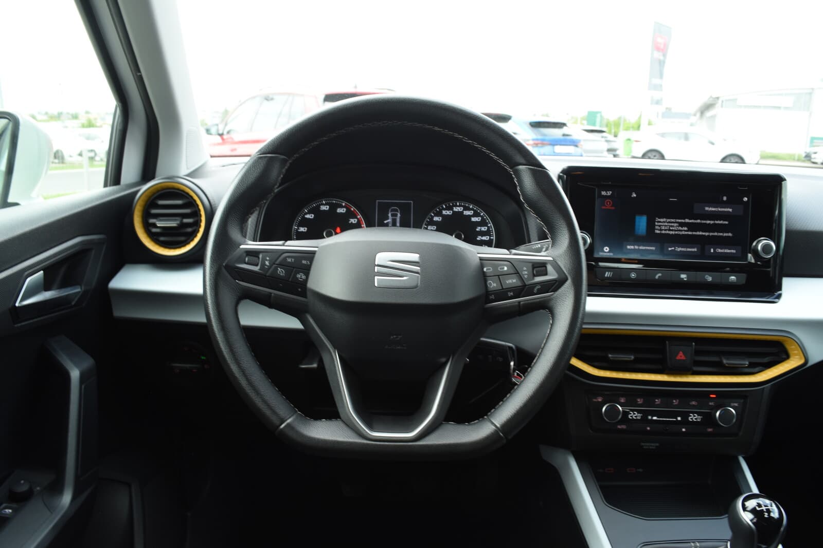 Seat Arona