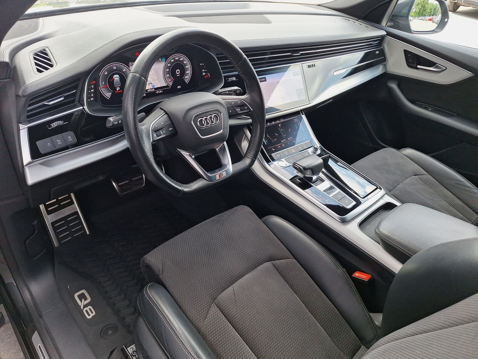 Audi Q8