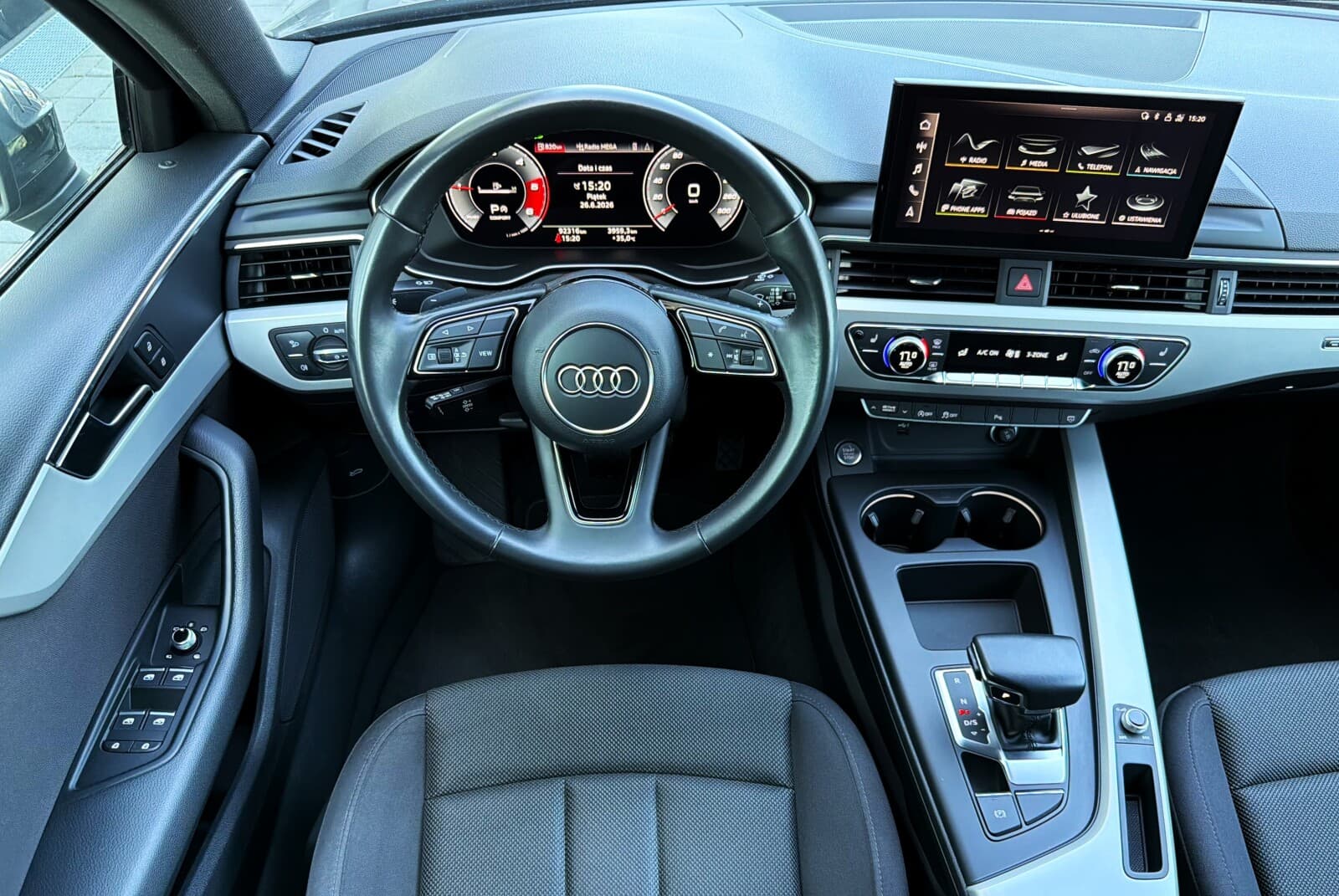 Audi A4 Limousine