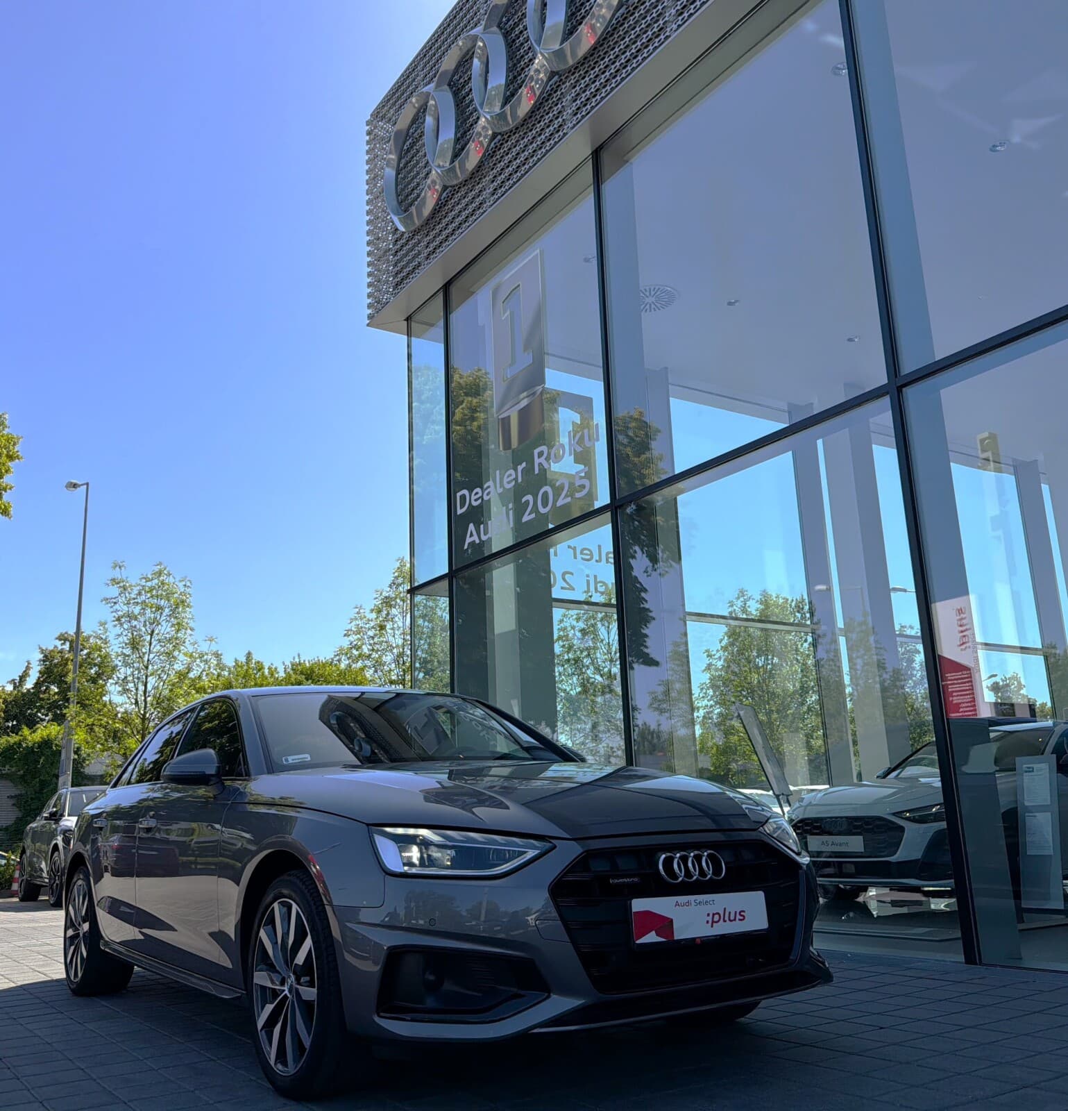 Audi A4 Limousine