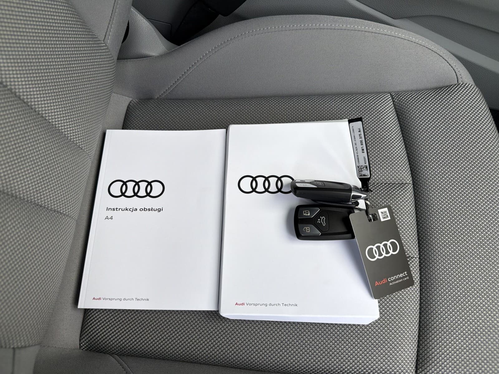Audi A4 Limousine