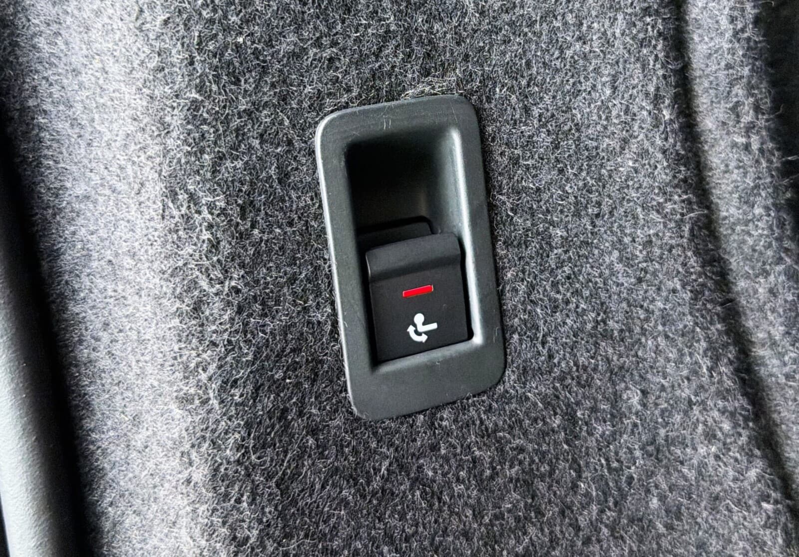 Audi A4 Limousine