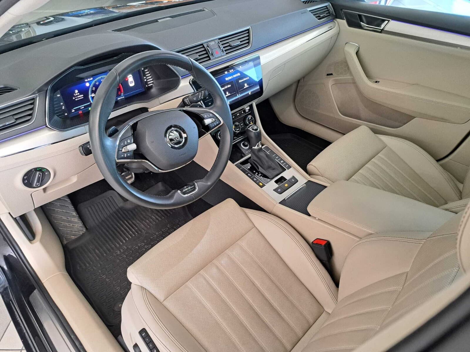 Škoda Superb