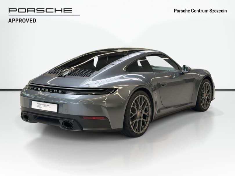 Porsche 911 2025
