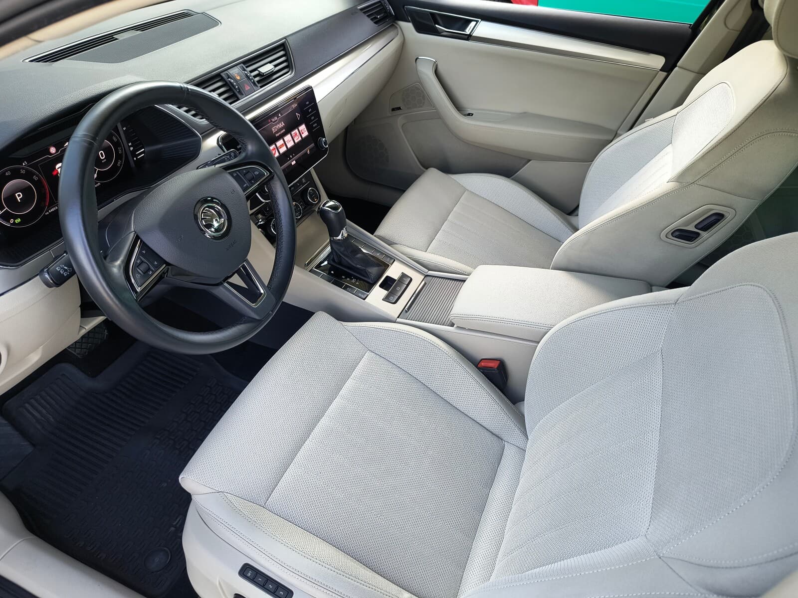 Škoda Superb