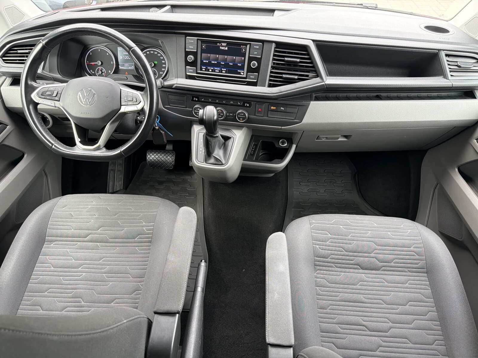 Volkswagen Caravelle