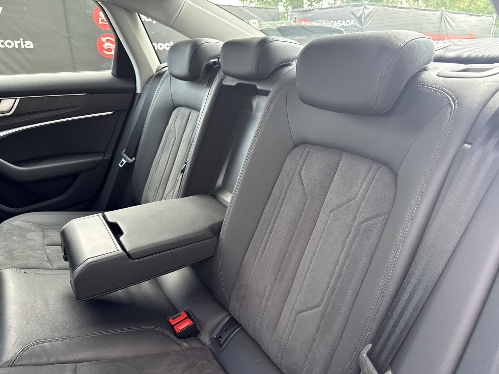 Audi A6 Limousine