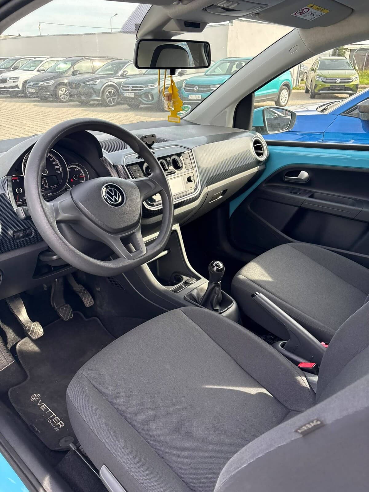 Volkswagen up!