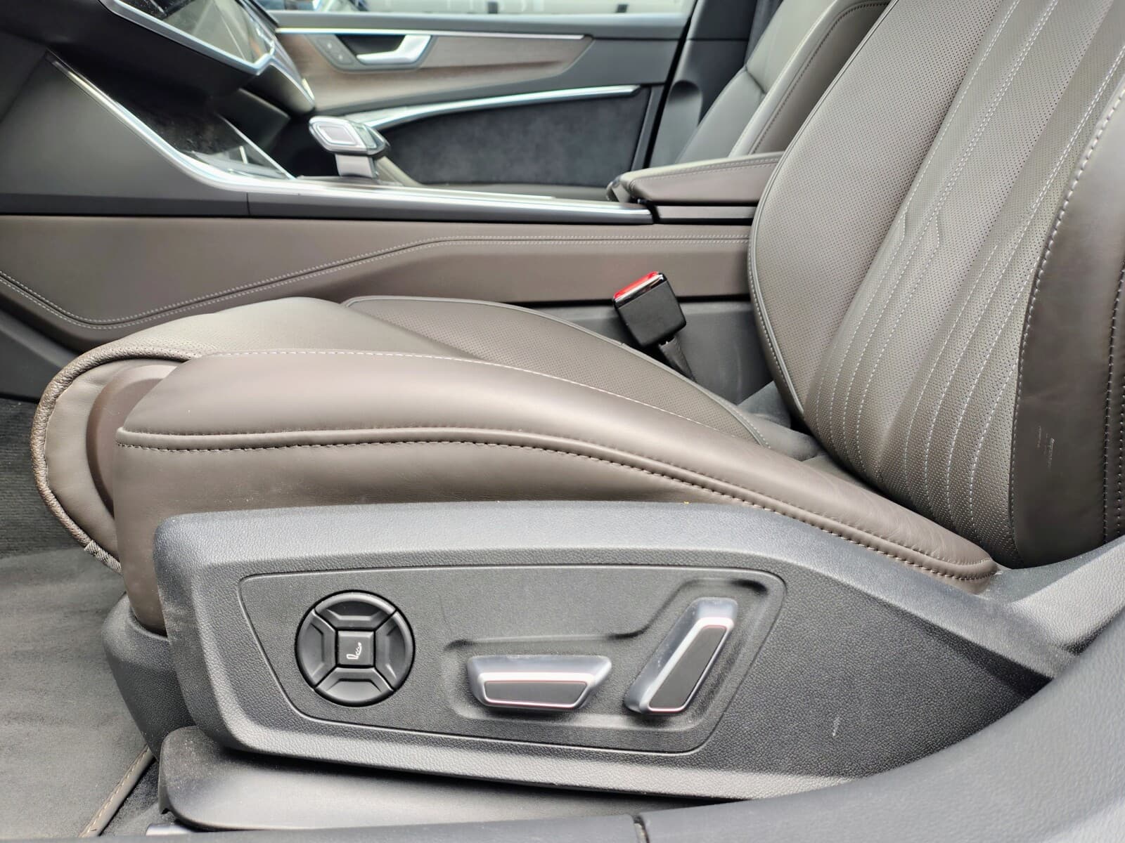 Audi A6 Limousine