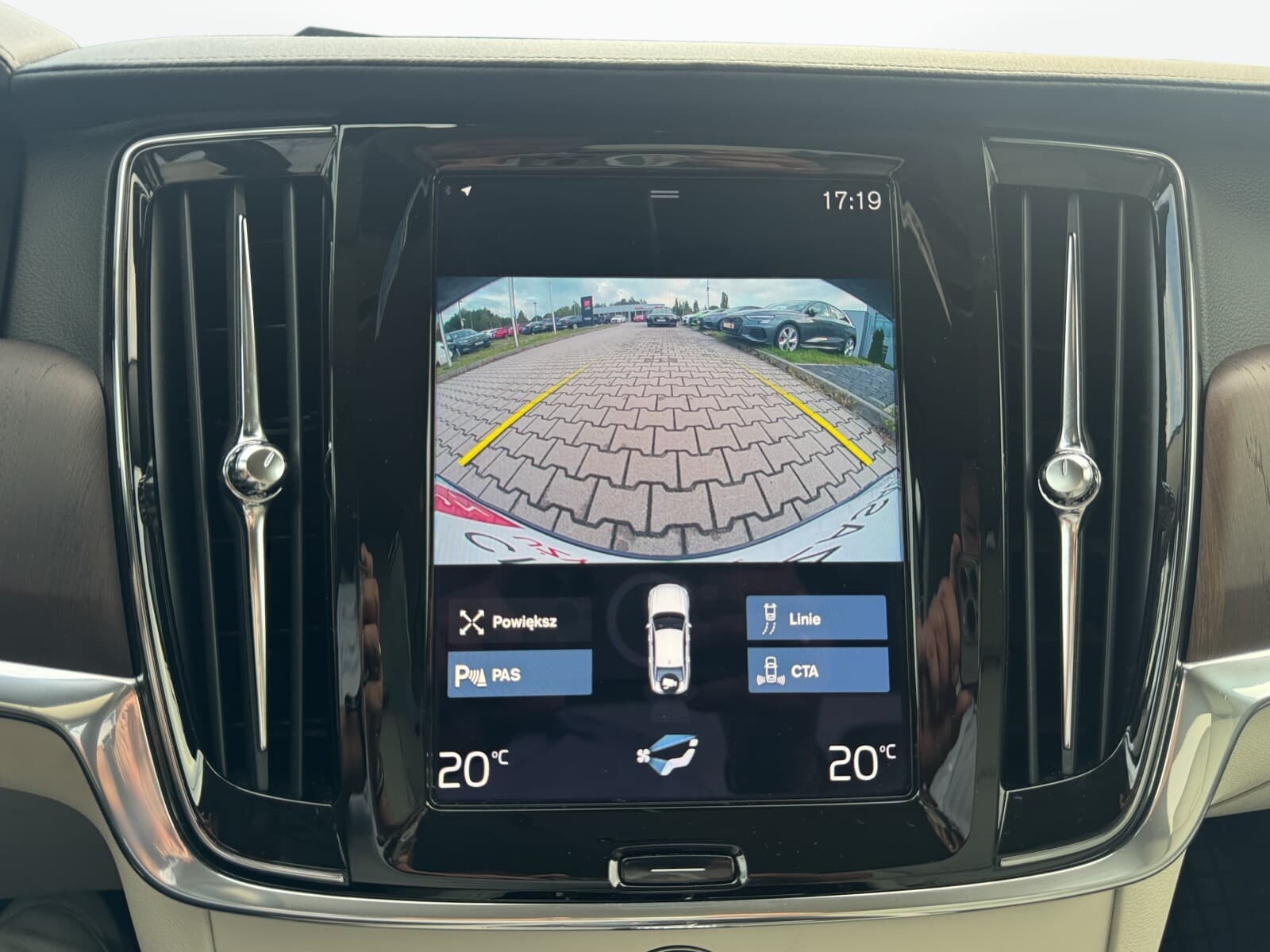 Volvo S90