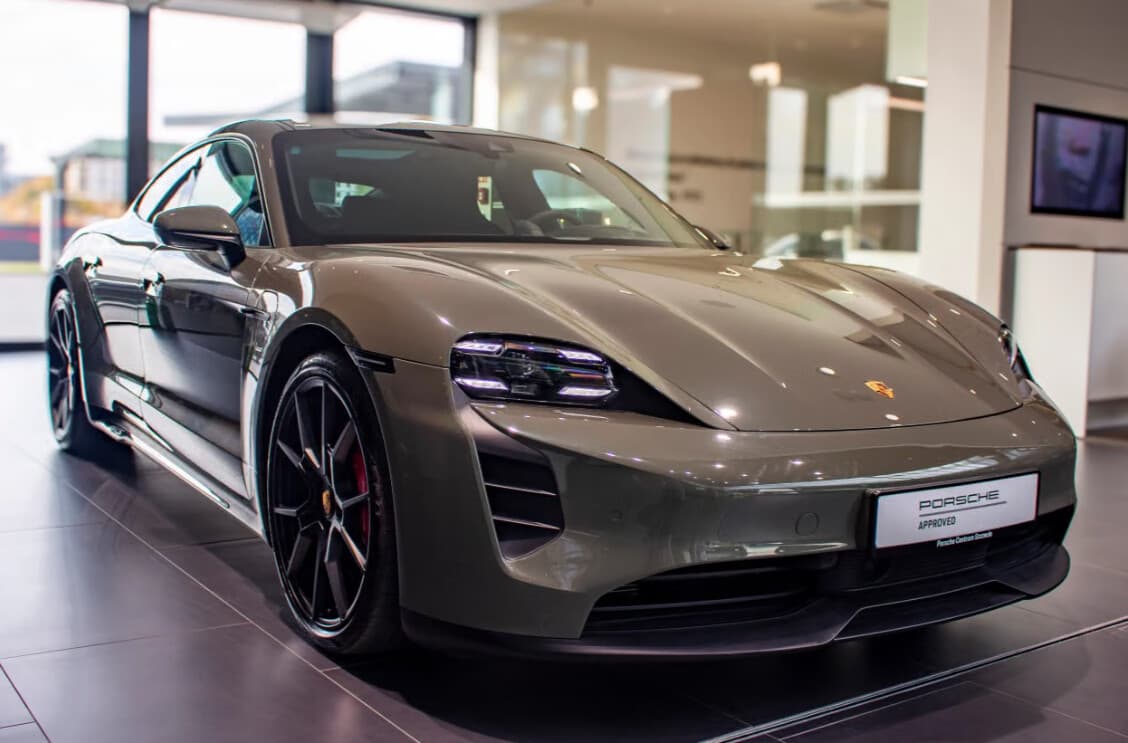 Porsche Taycan
