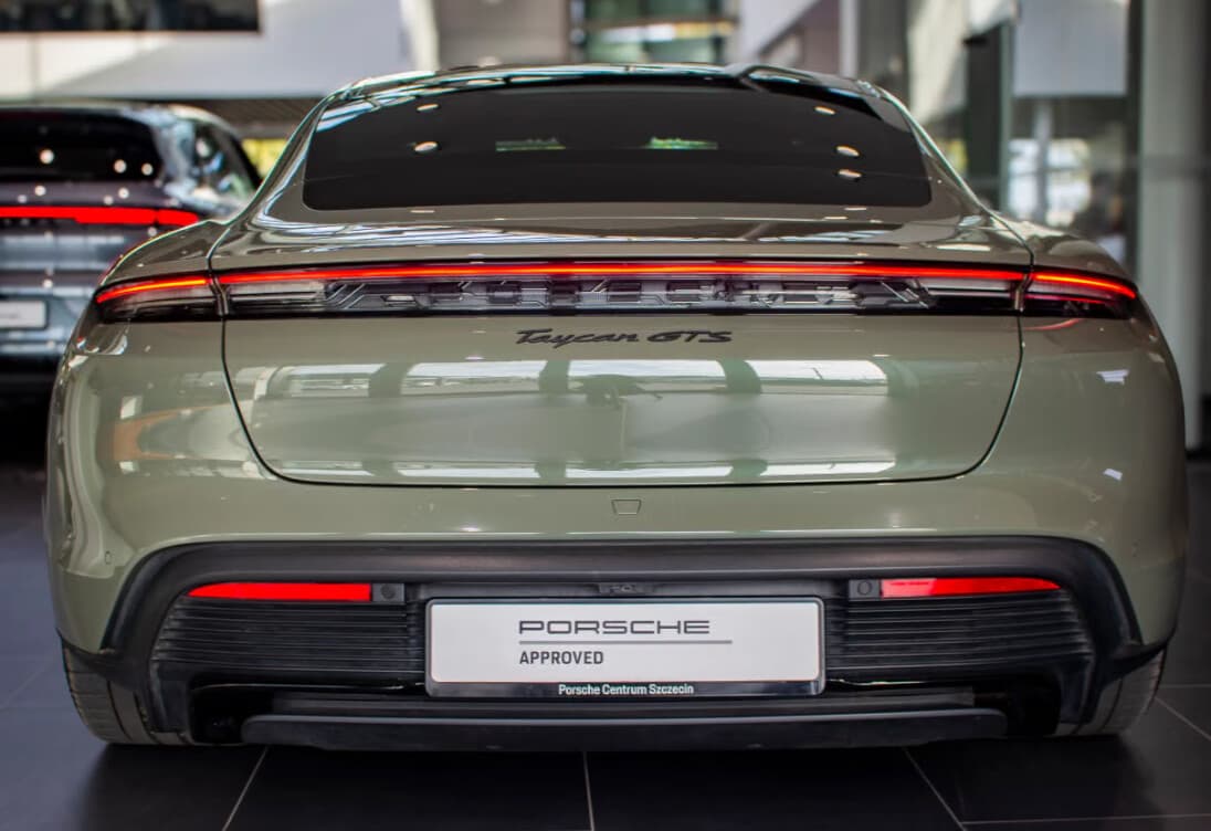 Porsche Taycan