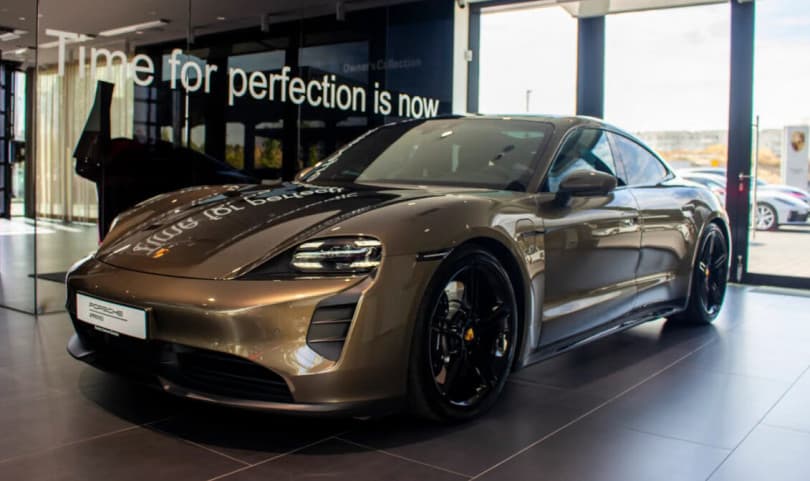 Porsche Taycan 2023