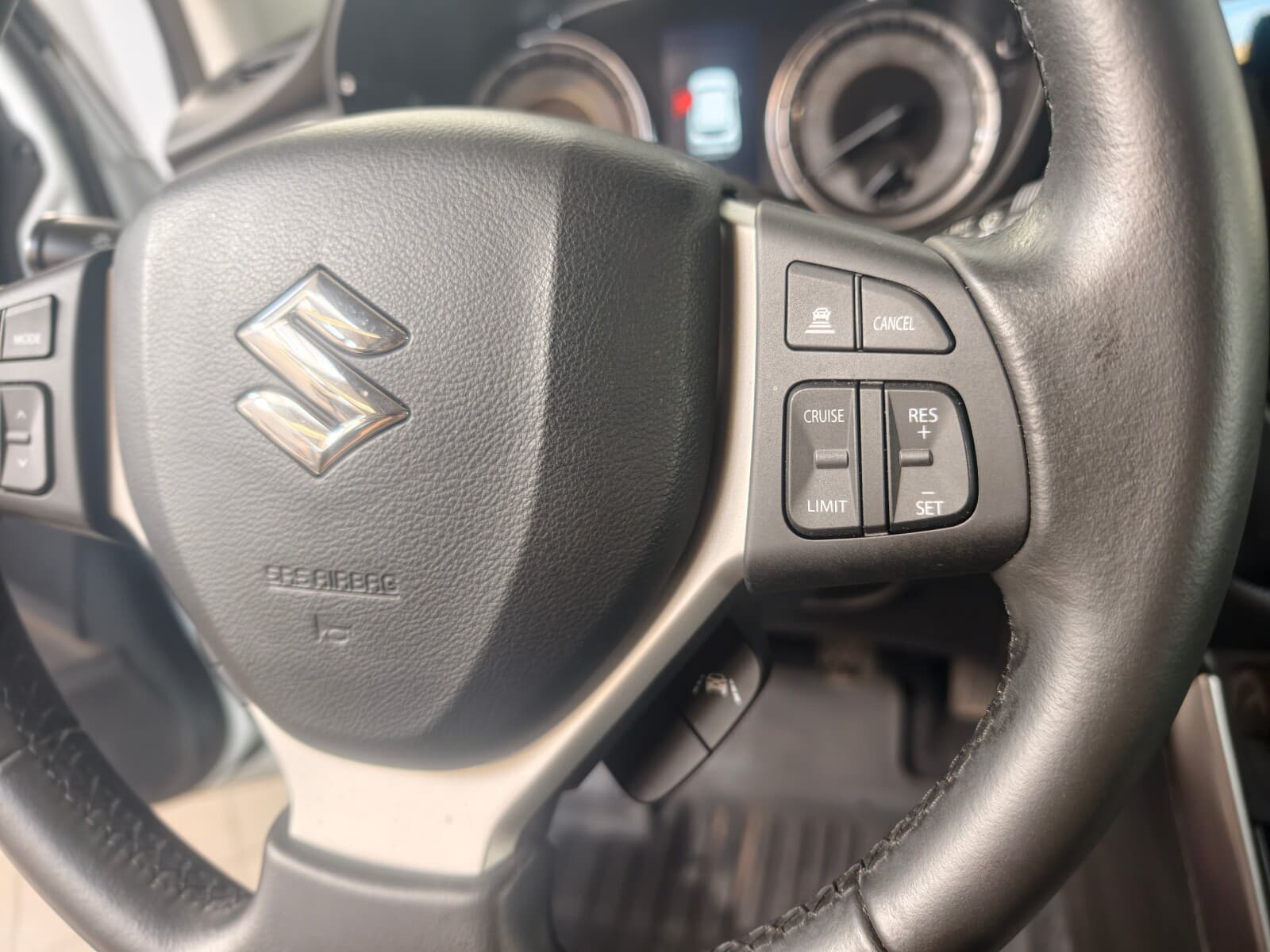 Suzuki S-Cross