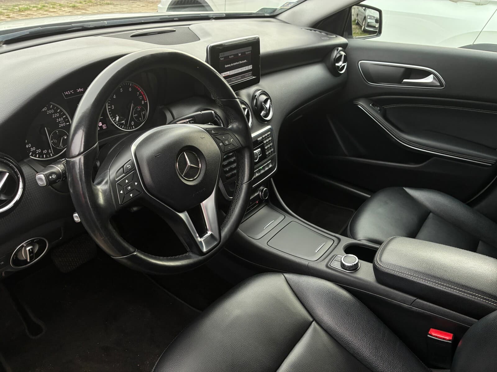 Mercedes-Benz A 180