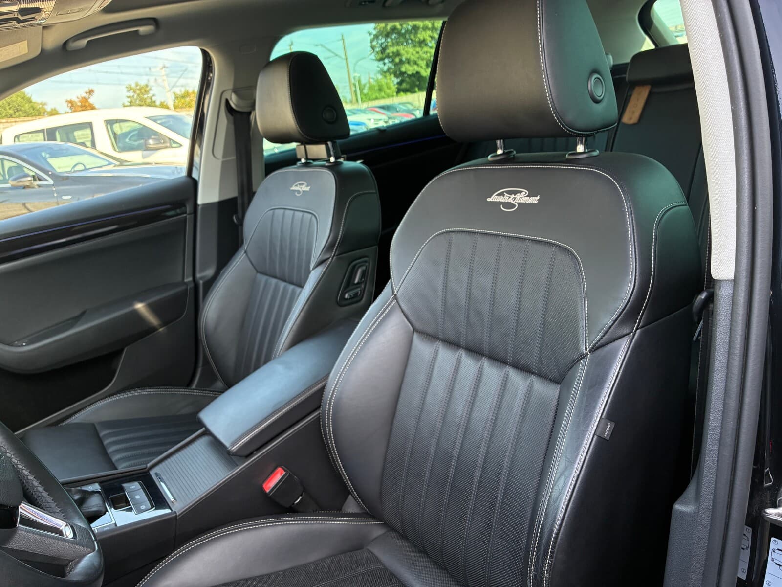 Škoda Superb Combi