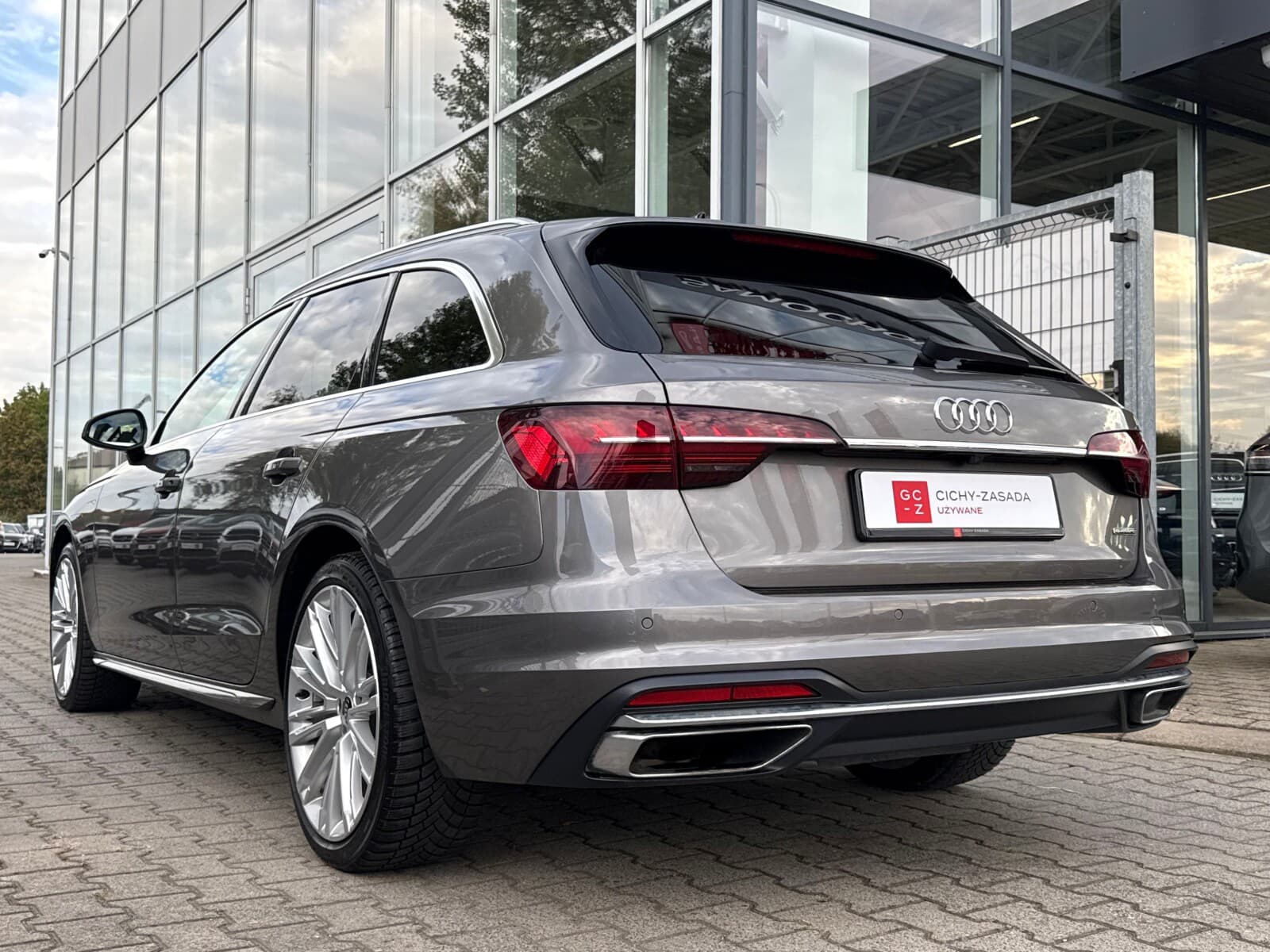 Audi A4 Avant