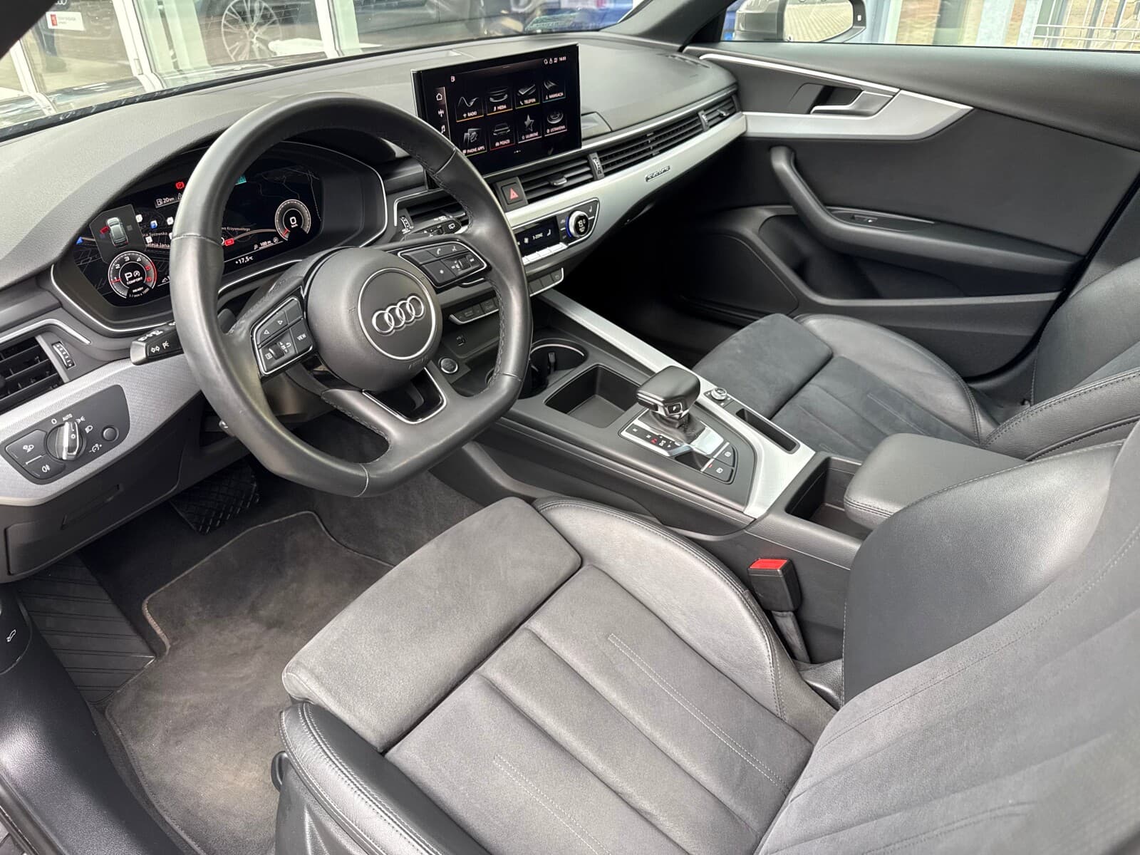 Audi A4 Avant