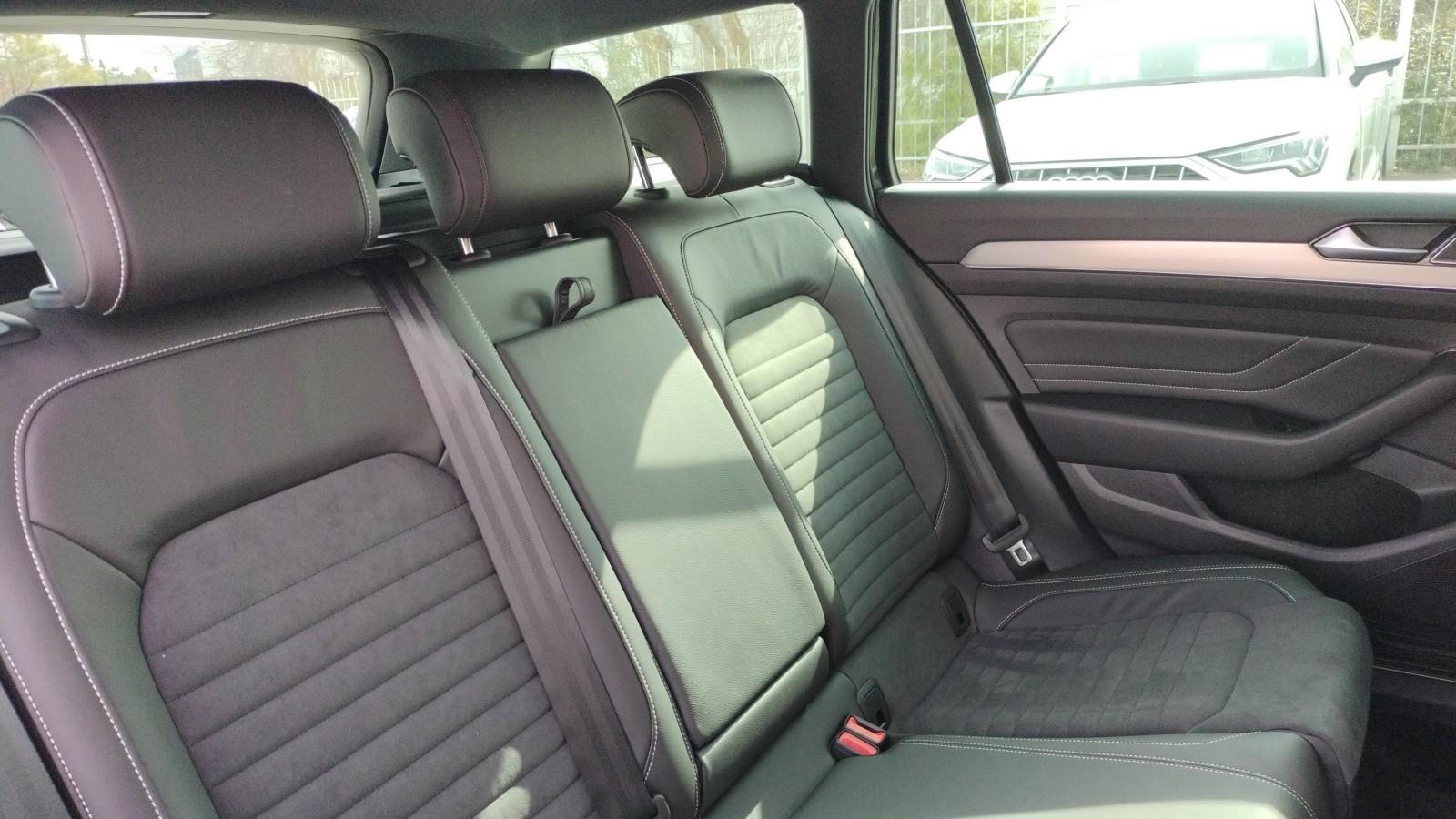 Elegance 2.0 TSI 140 kW / 190 KM DSG Hak Matrix OD RĘKI ! 32