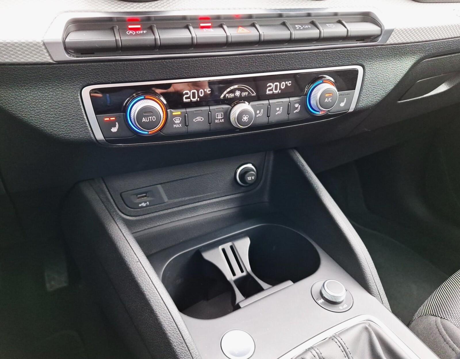 35TFSI 150KM Stronic Kamera/El.klapa/SmartphoneInterface/Tempomat PL 13
