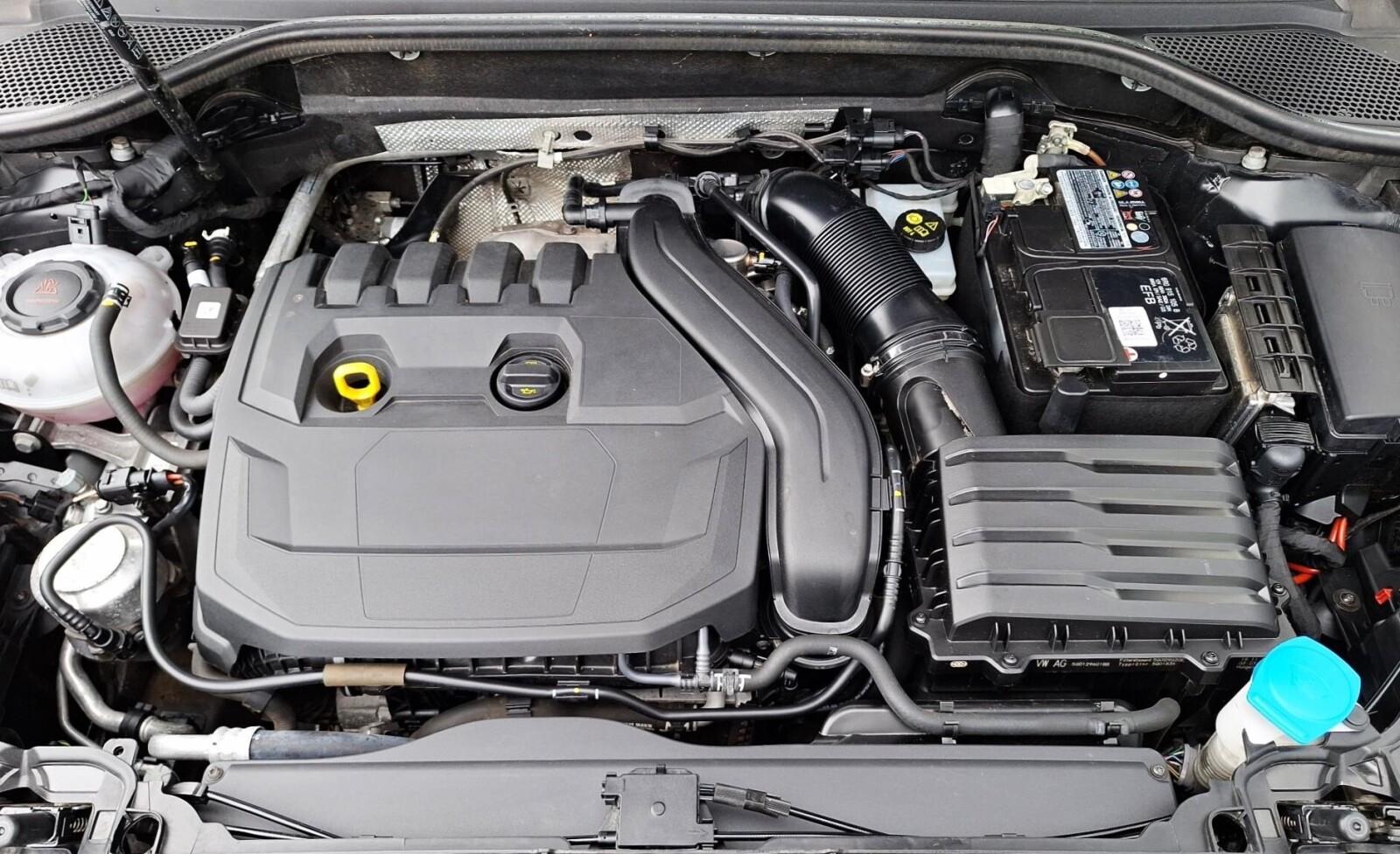 35TFSI 150KM Stronic Kamera/El.klapa/SmartphoneInterface/Tempomat PL 27