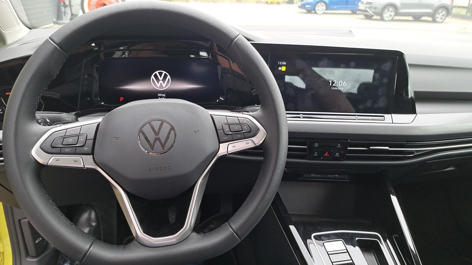 Volkswagen Golf Style 12