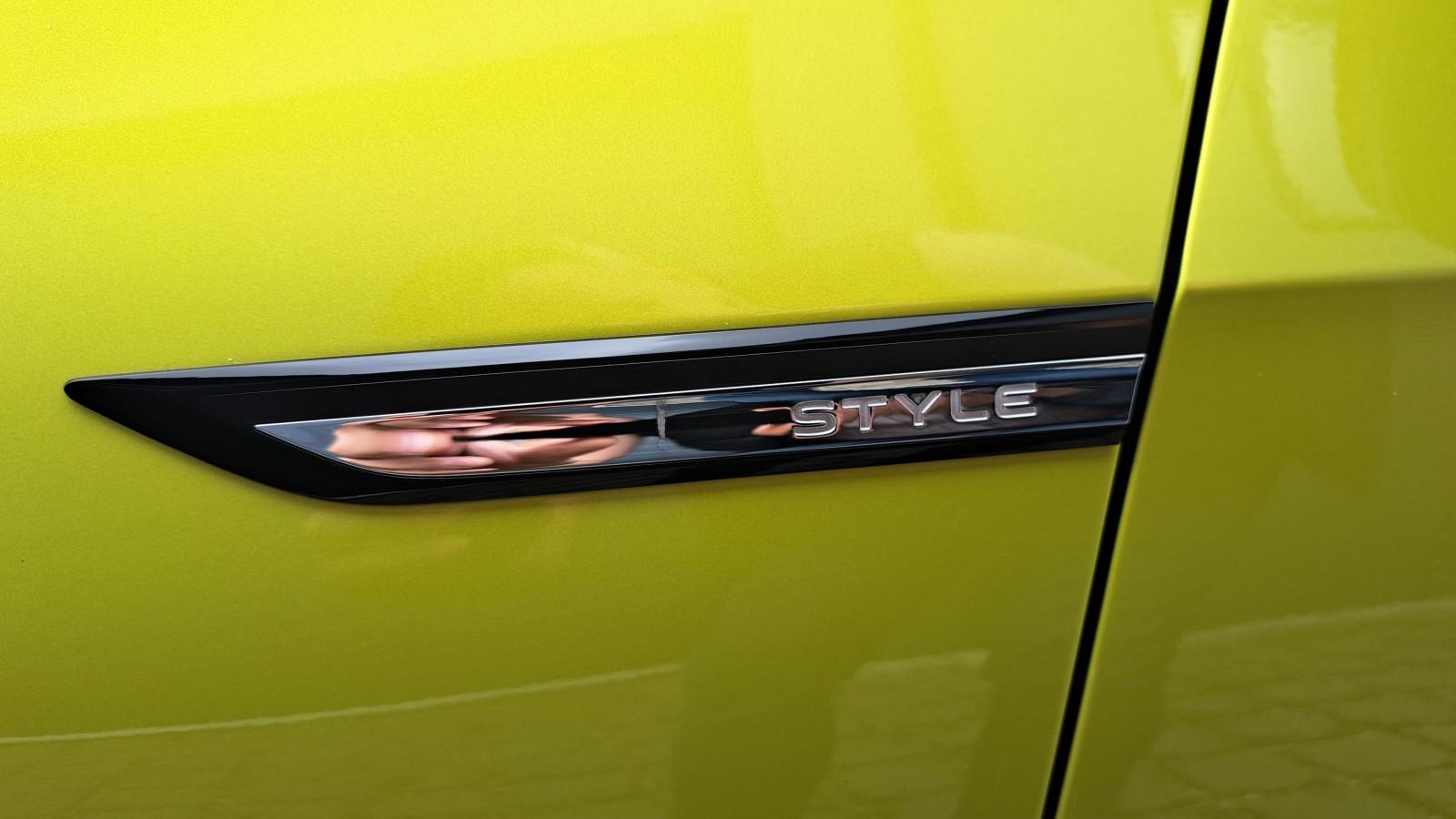 Volkswagen Golf Style 20
