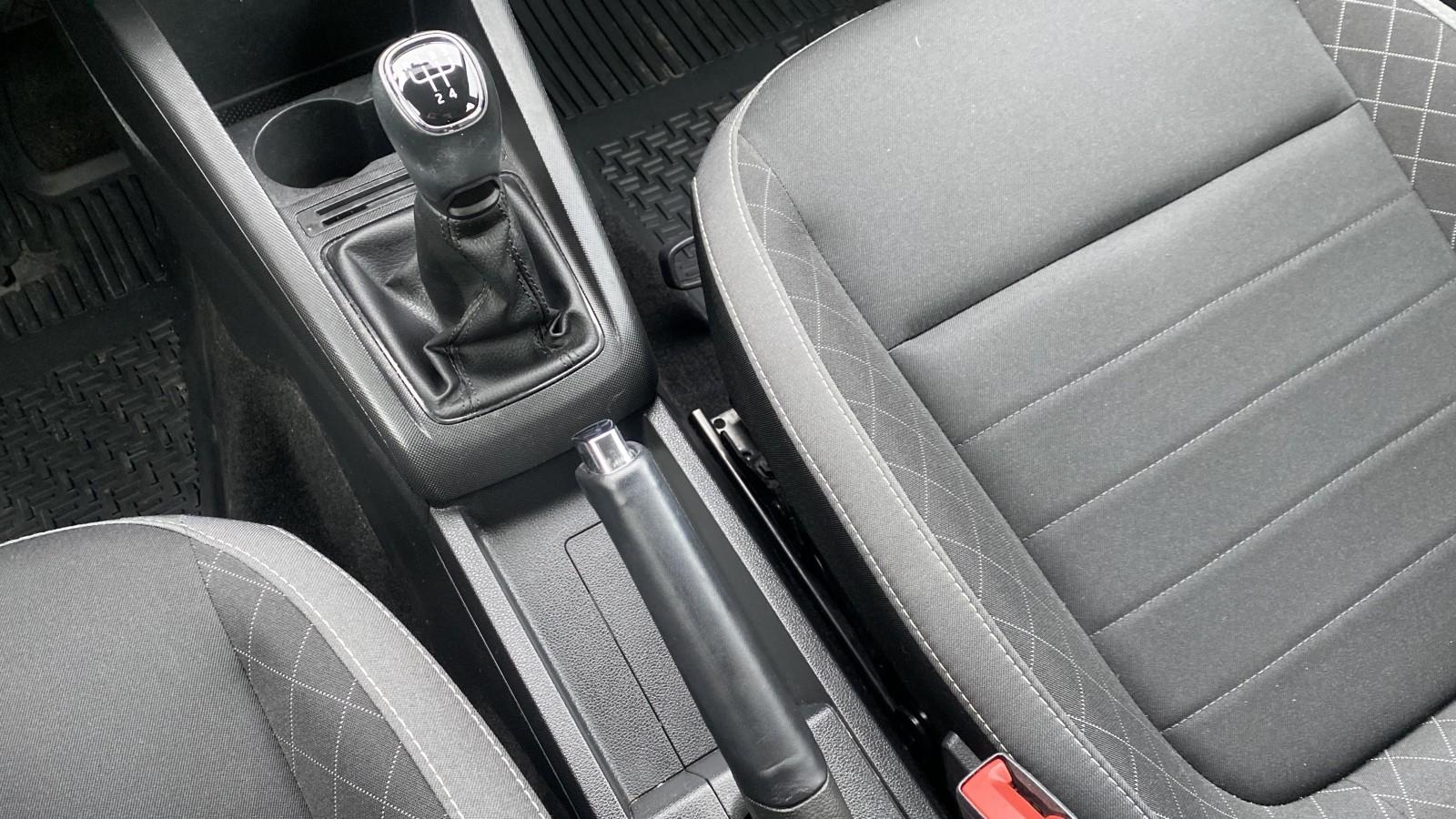 1.0 TSI Salon PL FV 23 % GWARANCJA! 14