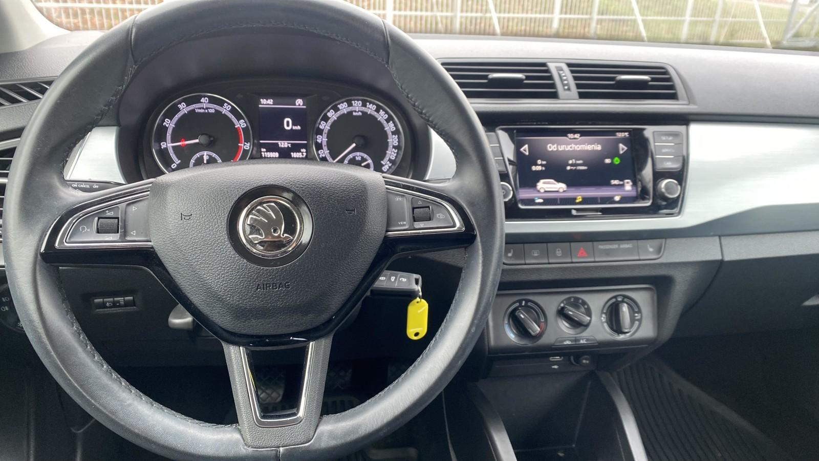 1.0 TSI Salon PL FV 23 % GWARANCJA! 12