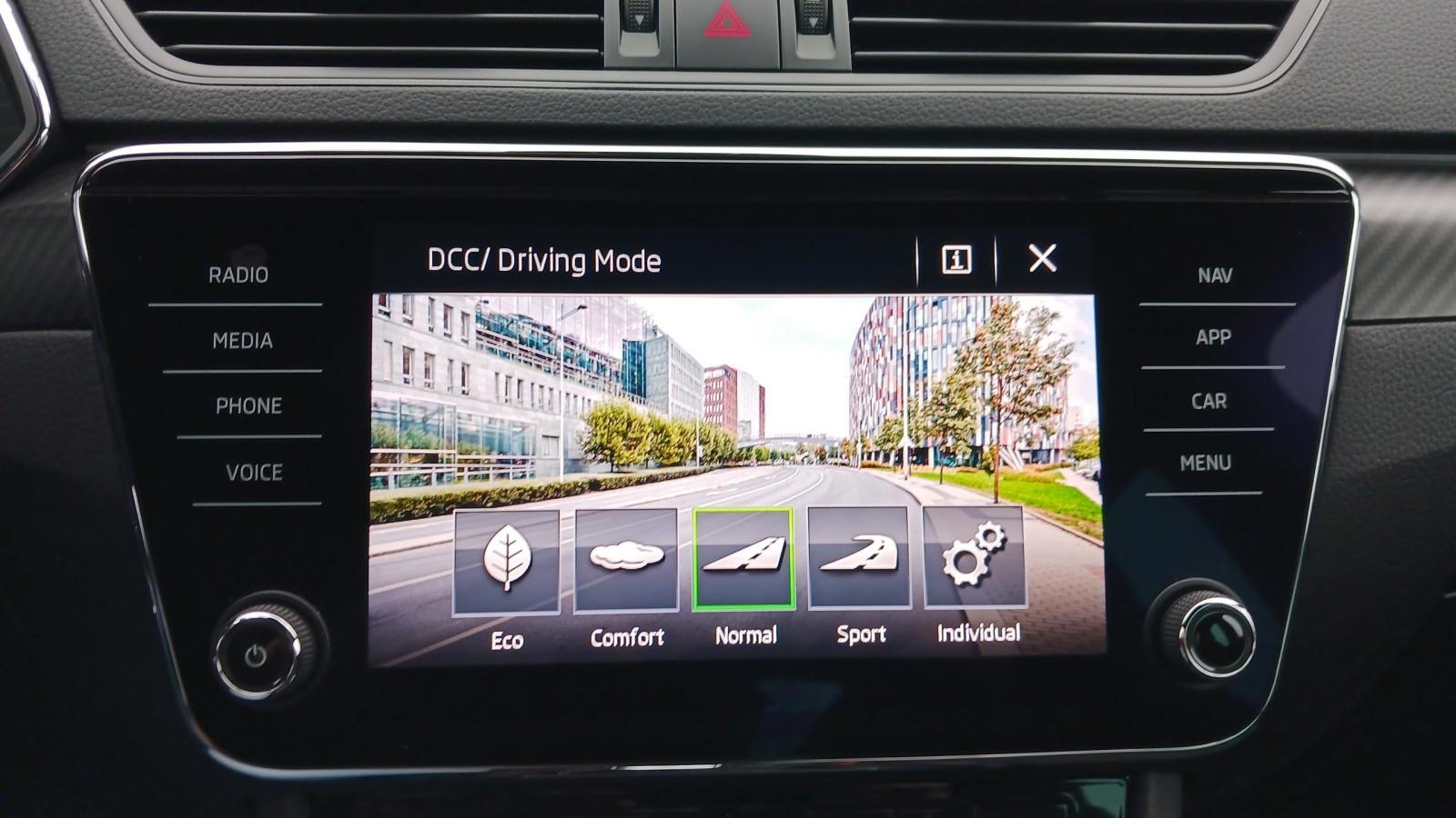2.0TSI 190KM Sportline Bezwypadkowy SalonPL Led Matrix Serwis ASO FV23 24