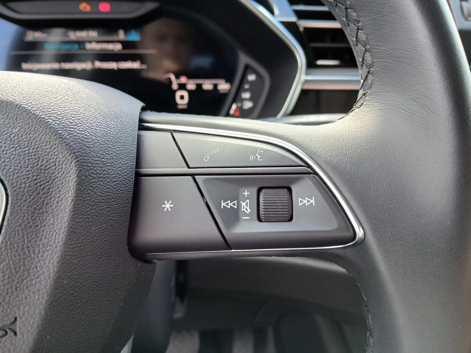 S line | ACC | Kamera | Carplay | FV23% 19