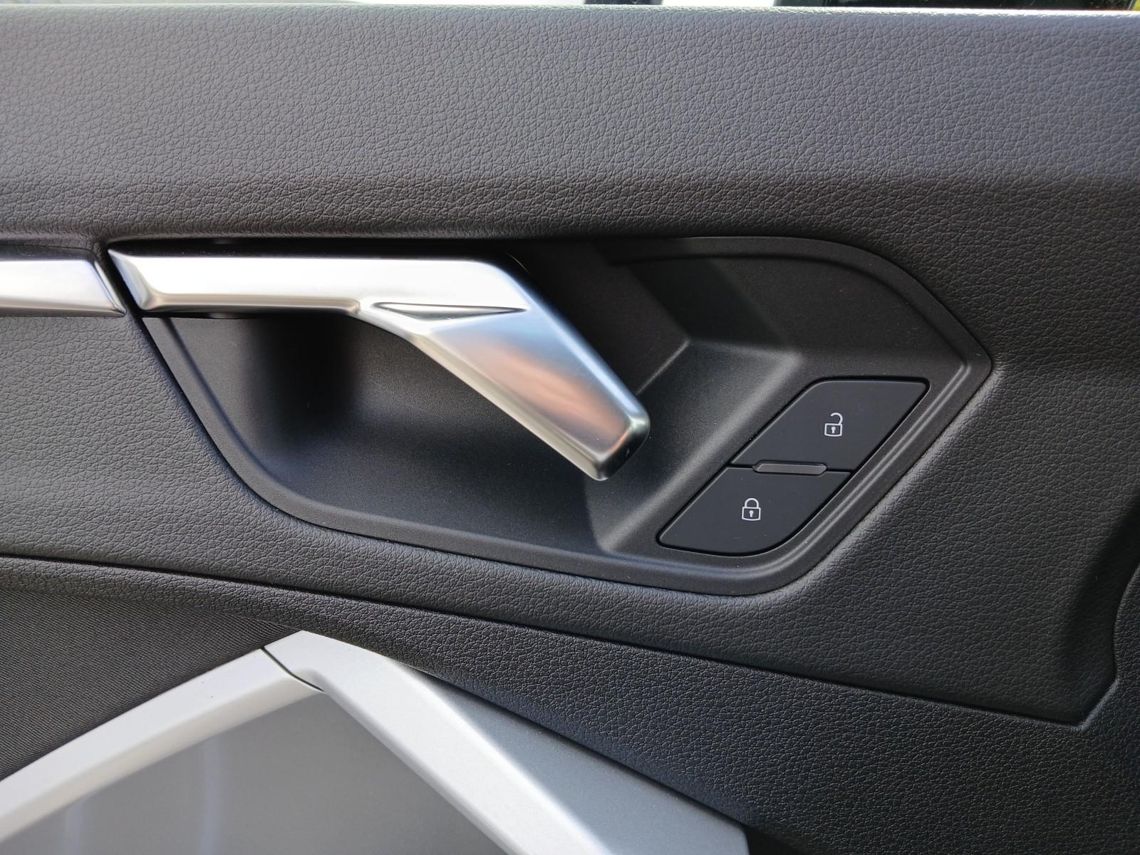 S line | ACC | Kamera | Carplay | FV23% 16