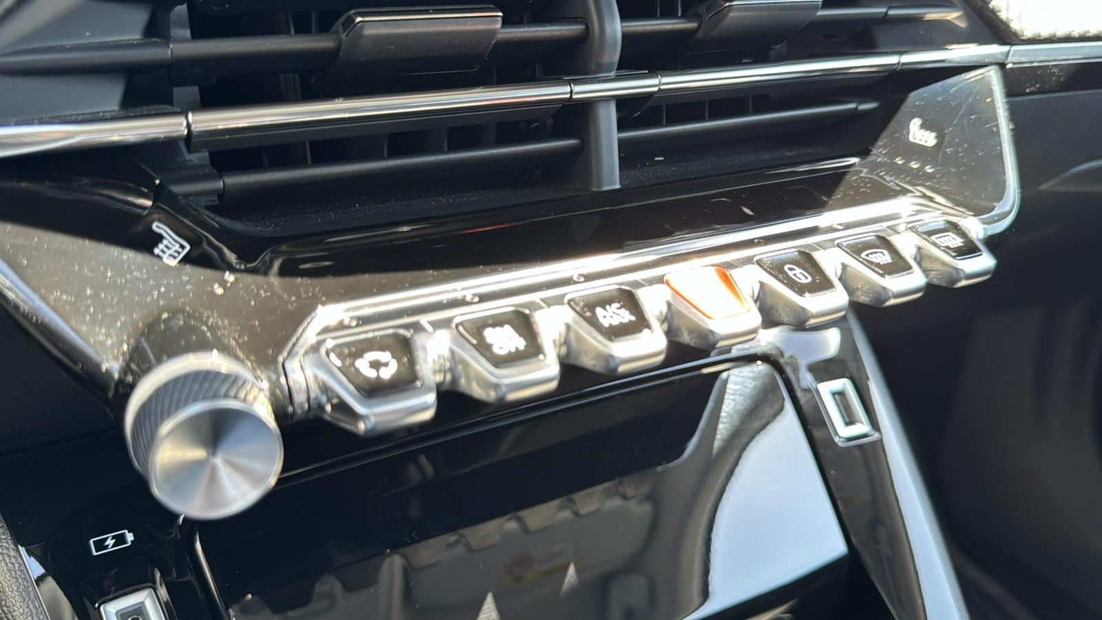 1.2 PureTech 130 KM_GT_LED_Tempomat_Lane assist_Keyless_Salon PL 23