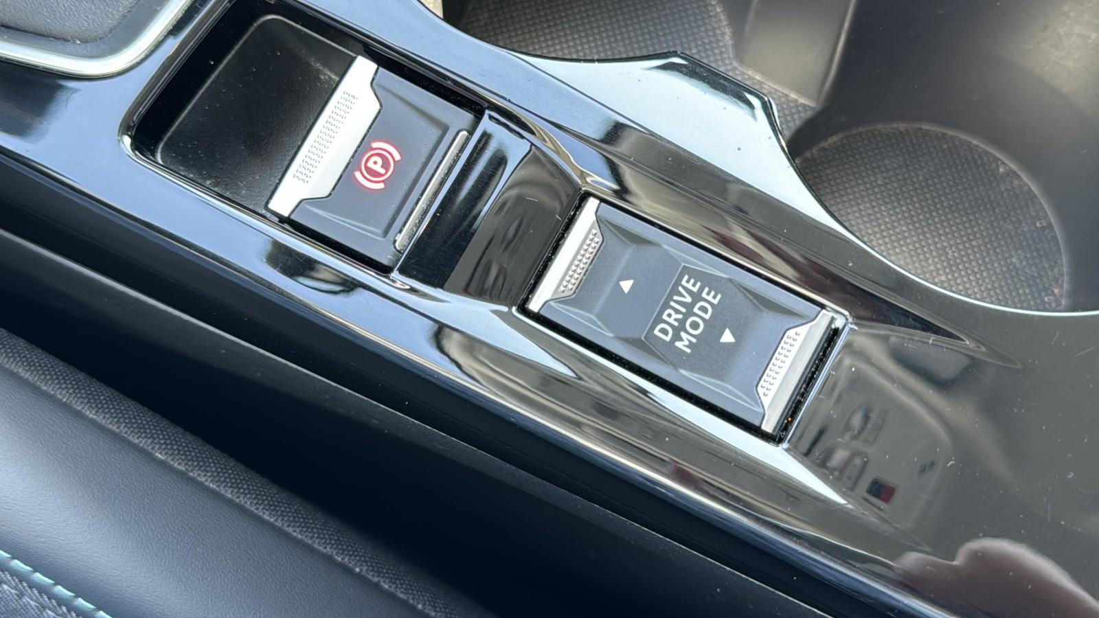 1.2 PureTech 130 KM_GT_LED_Tempomat_Lane assist_Keyless_Salon PL 21