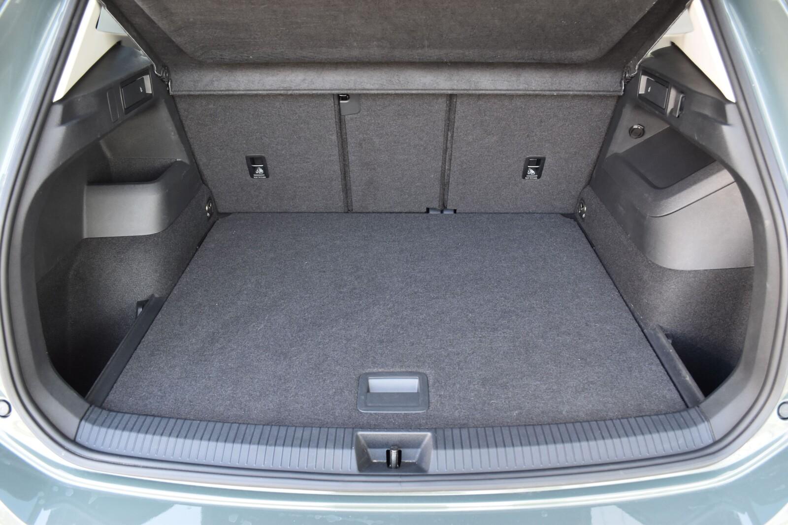 SalonPL 1.5 TSI 150KM DSG Life|LED|Pakiety x 5|Harman|19"|ACC VAT23% 39