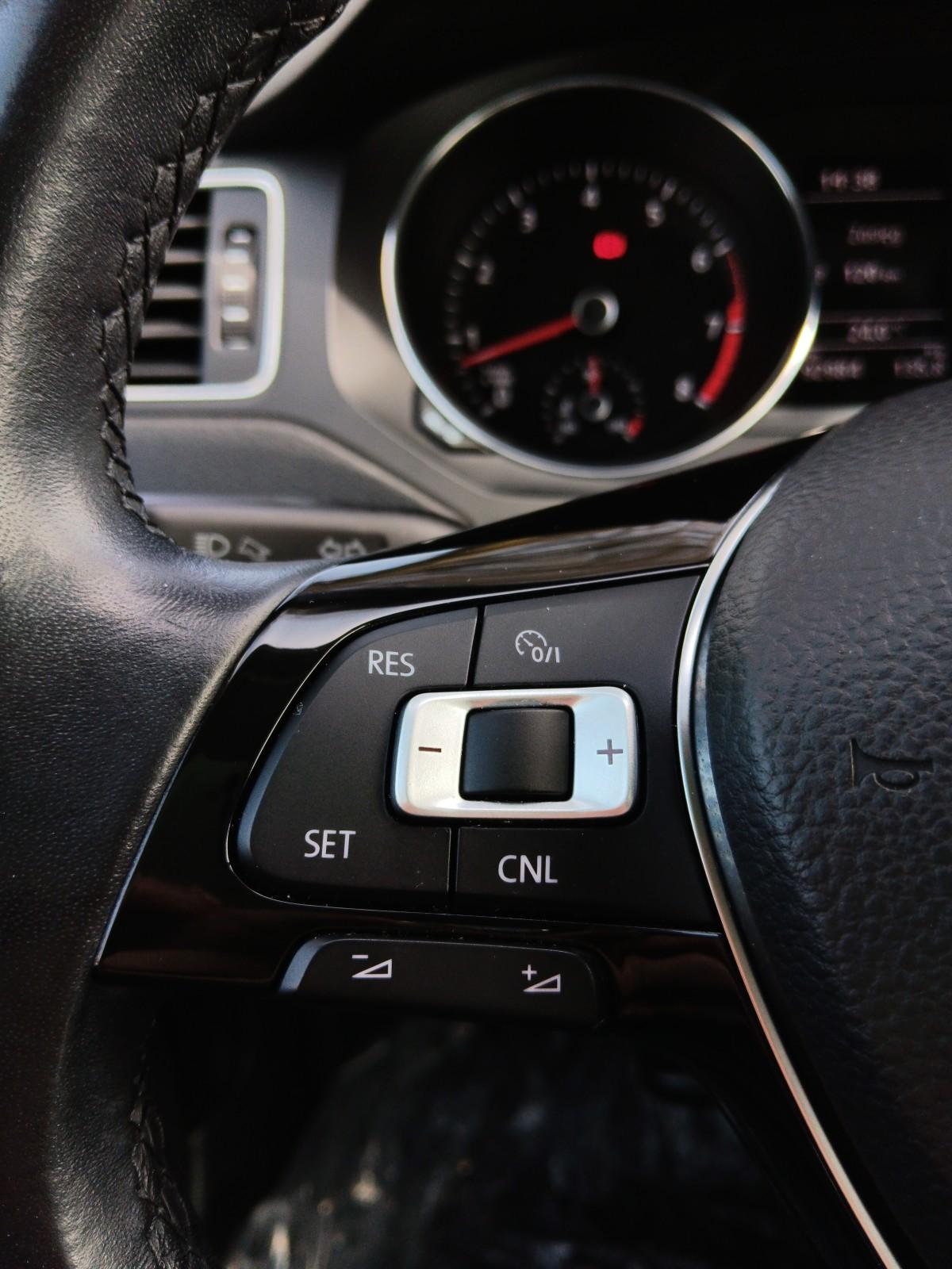 1.2 TSI 105 KM Comfortline | Czujniki | Tempomat | Serwisowany | 18