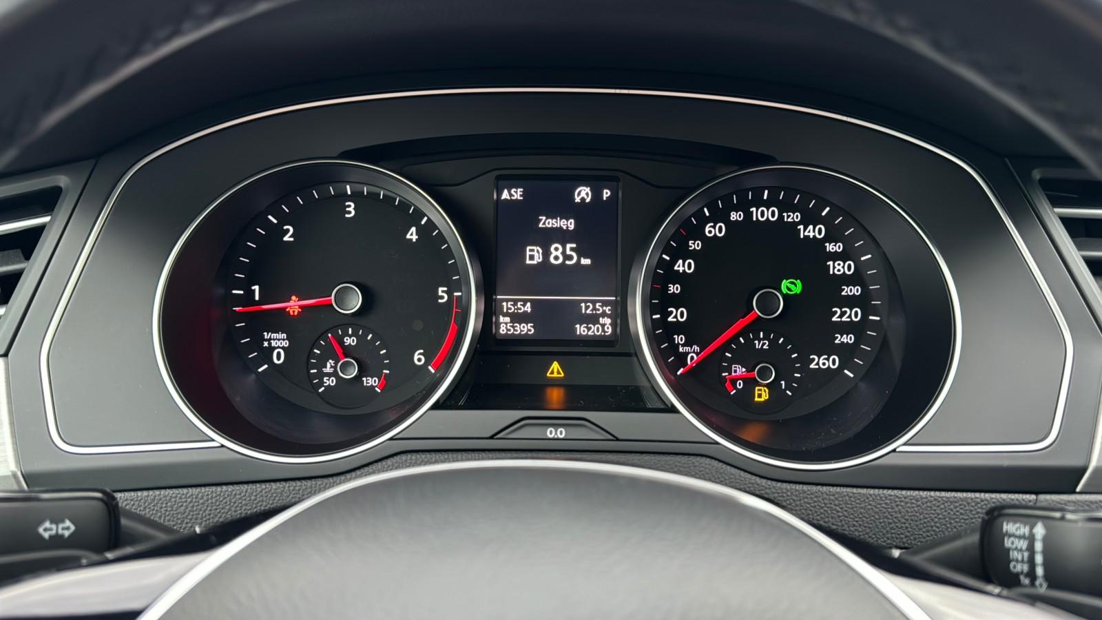 2.0 TDI 150 KM_ESSENCE_DSG_Park Pilot_Lane Assist_LED_FV23% 17