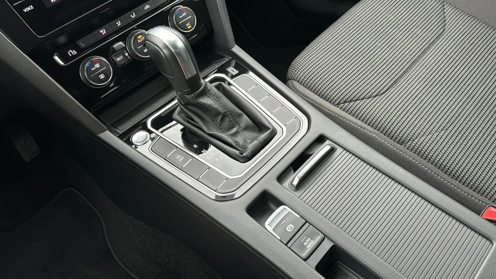 2.0 TDI 150 KM_ESSENCE_DSG_Park Pilot_Lane Assist_LED_FV23% 19