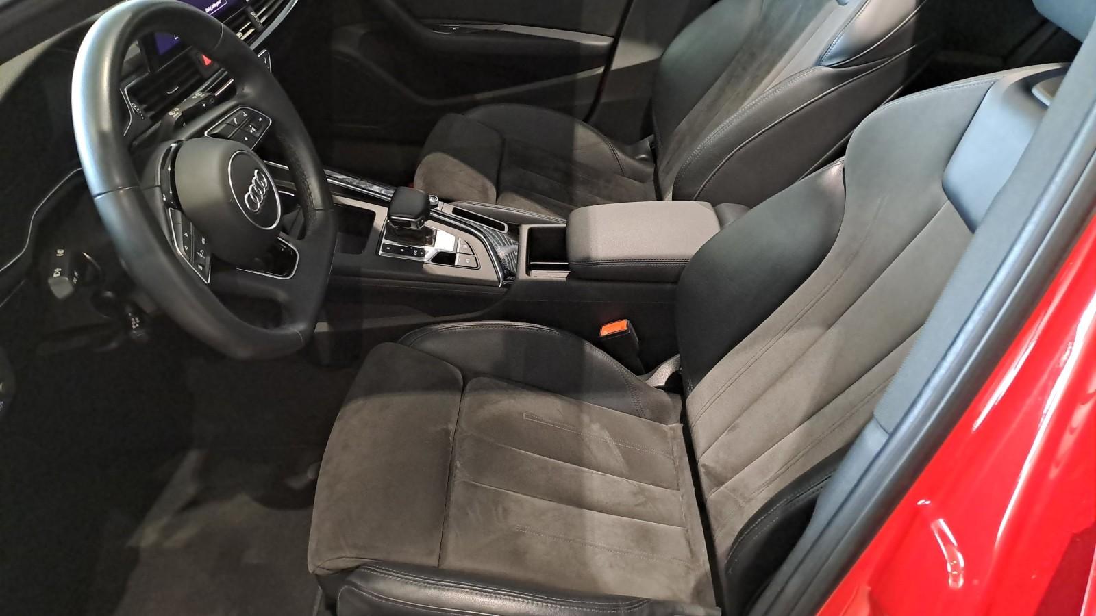 Audi A4 null 11