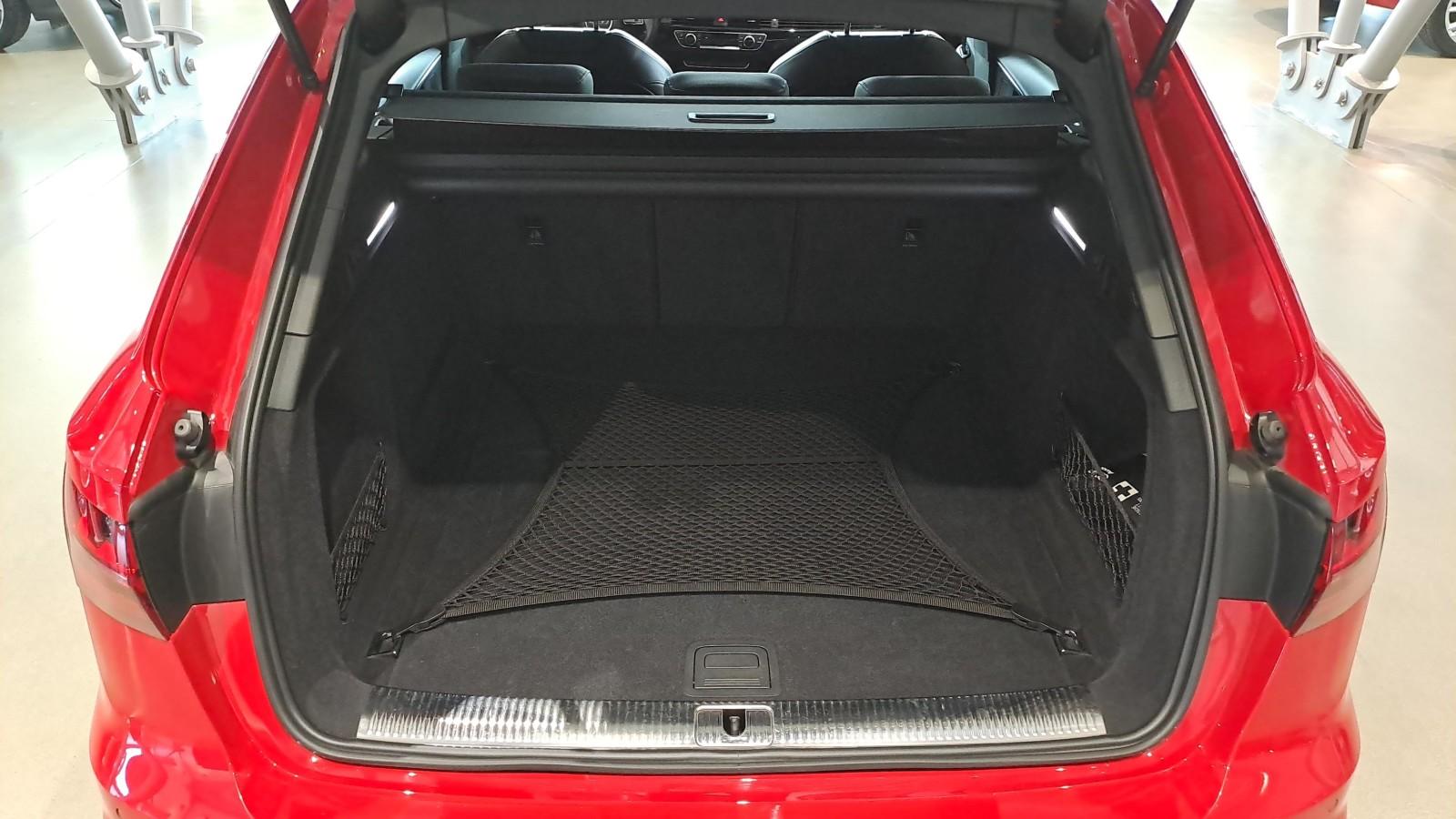 Audi A4 null 16