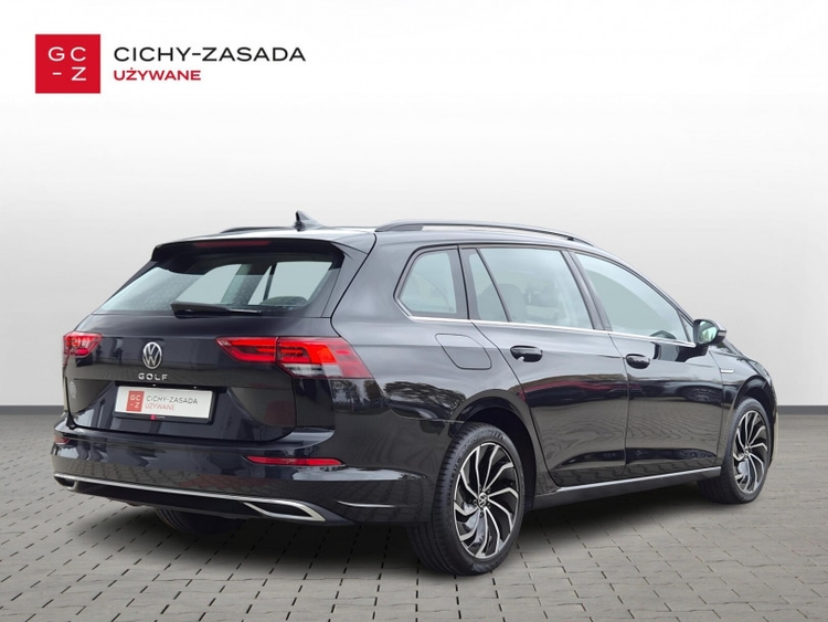 Volkswagen Golf 2021