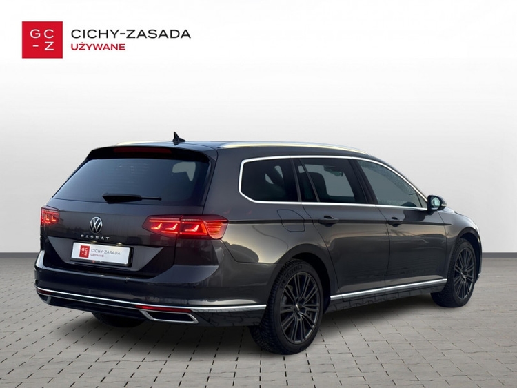 Volkswagen Passat 2022