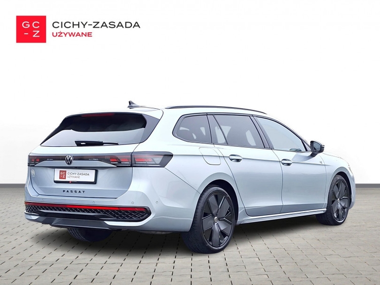 Volkswagen Passat 2024