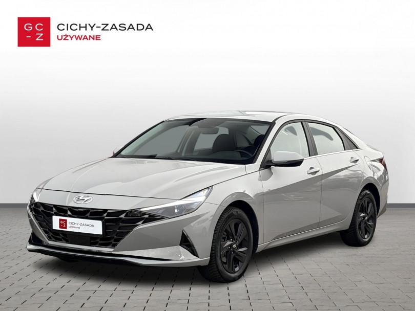 Hyundai Elantra 2022