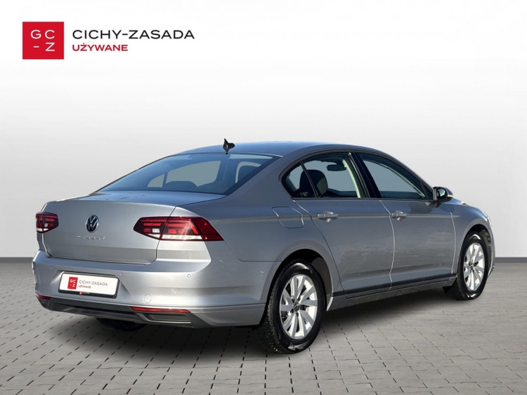Volkswagen Passat 2021